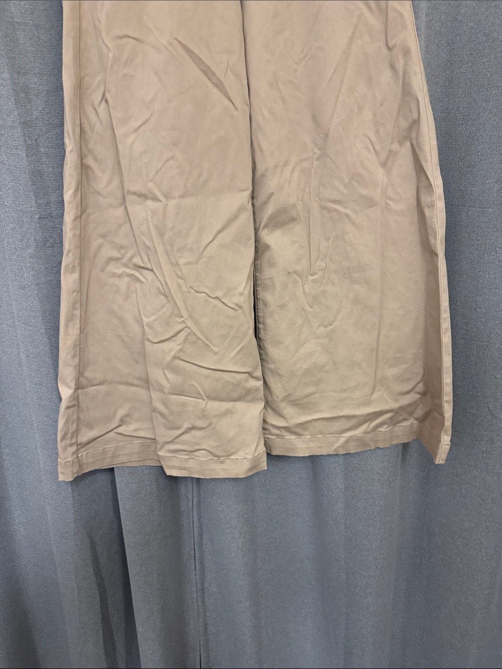 Kut from the Kloth Wide Leg Flare Jeans in Khaki - Picture 6 of 15